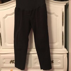 Black ankle maternity pants